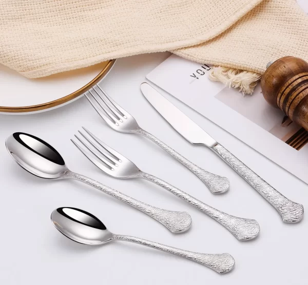 bespoken-hammered-silverware-set-for-wedding-1